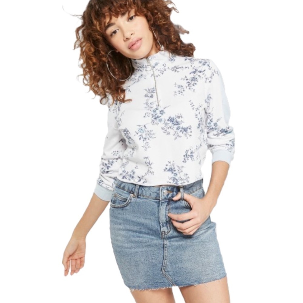 Wild Fable medium blue distressed acid wash mini